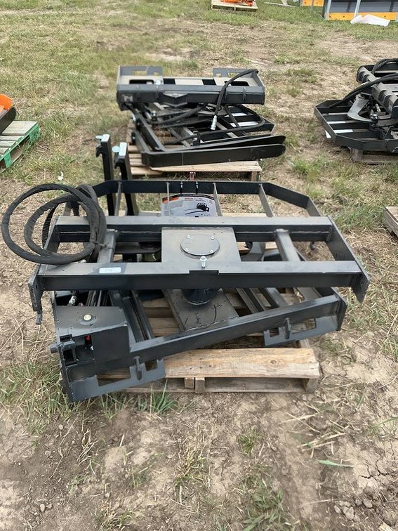 Unused ARTEER Rotating Hydraulic Pallet Forks
