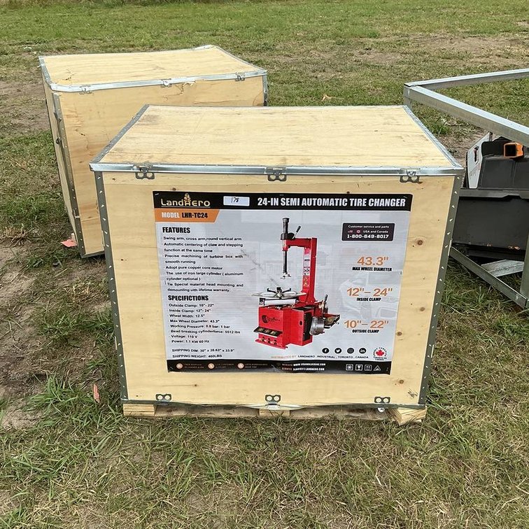 Unused LandHero 24" Semi Automatic Tire Changer