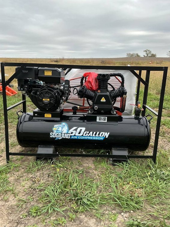 Unused SDLANCH S60Gal Air Compressor