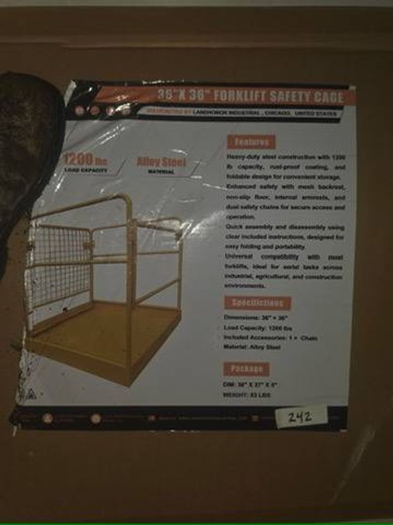 Unused Landhonor 36"x36" Forklift Safety Cage