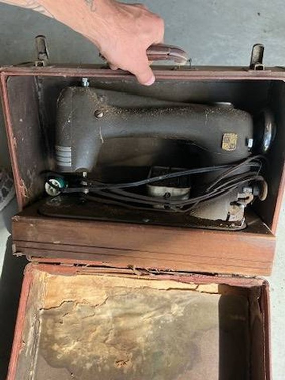 Vintage Sewing Machine