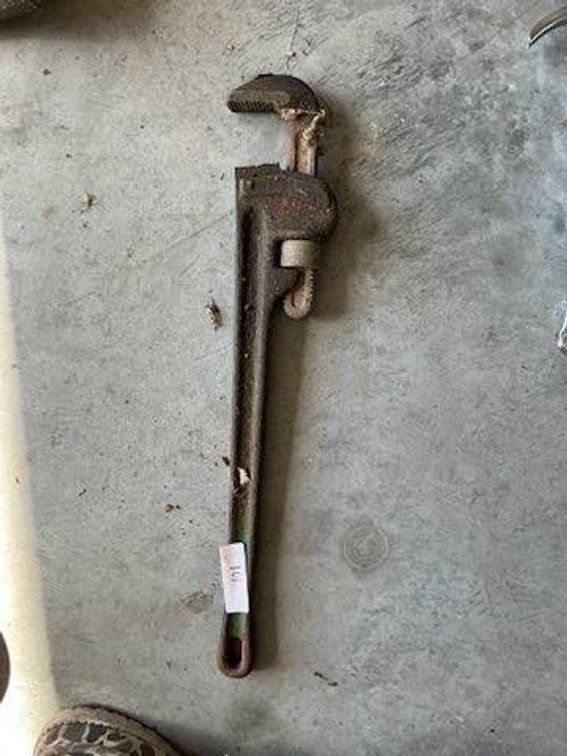 Pipe Wrench
