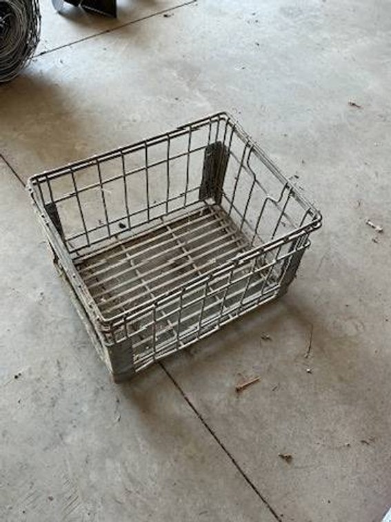 Wire basket