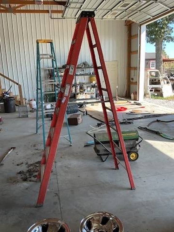 Keller 8' Step Ladder