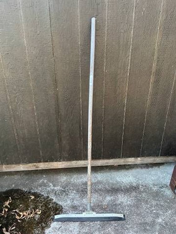 Squeegee