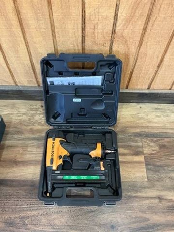Bostitch Pneumatic Brad Nailer