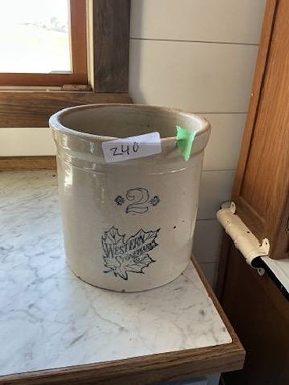 Western Stoneware #2 Crock