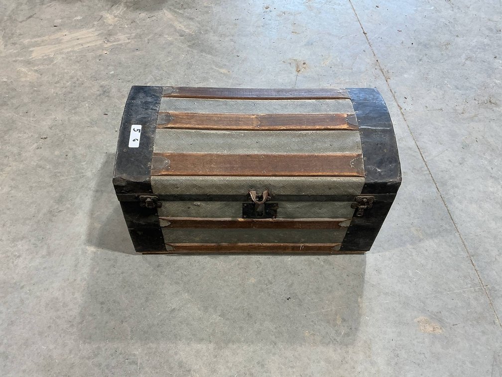 Old Trunk
