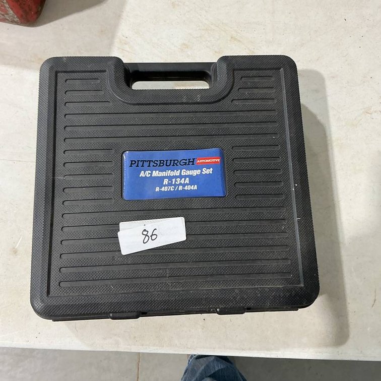 Pittsburgh A/C Manifold Gauge Set