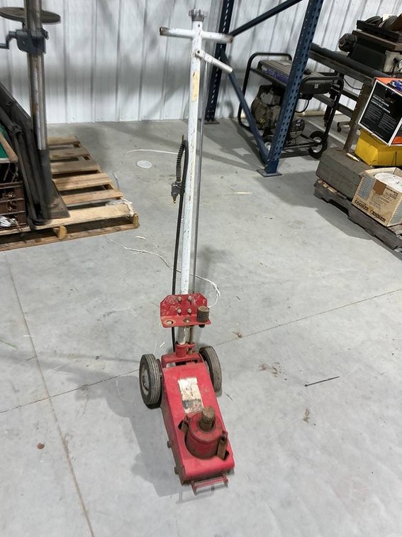 Pneumatic 22 Ton Floor Jack