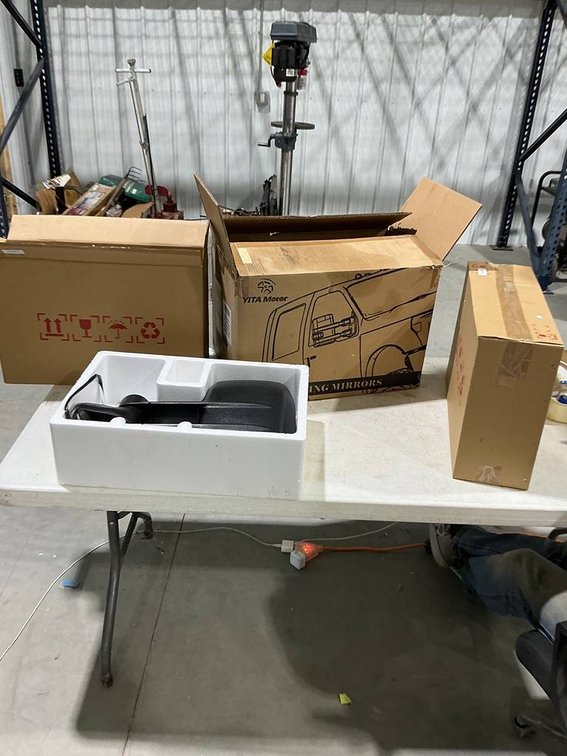 07-13 GMC/Chevrolet Tow Mirrors