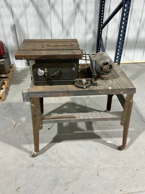Table Saw on a Homemade Stand