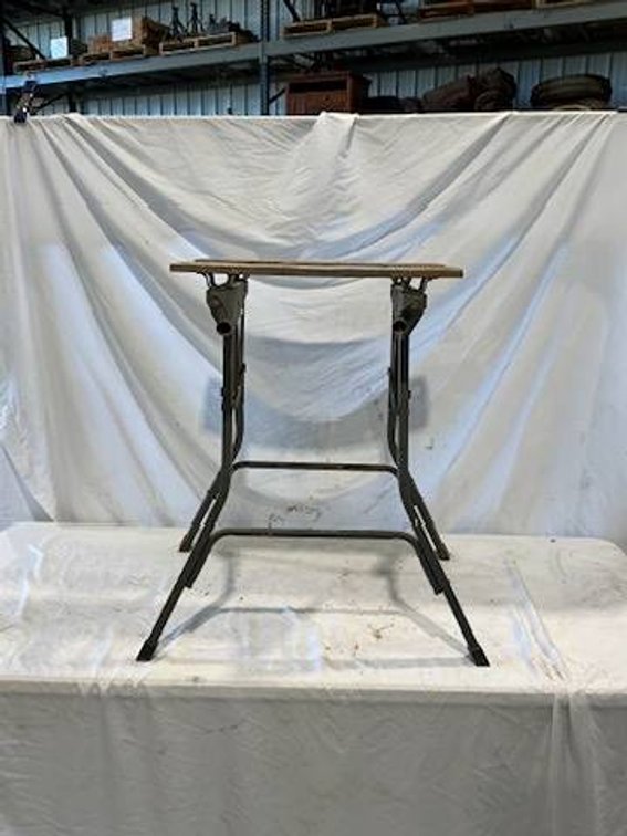 Portable Adjustable Workbench