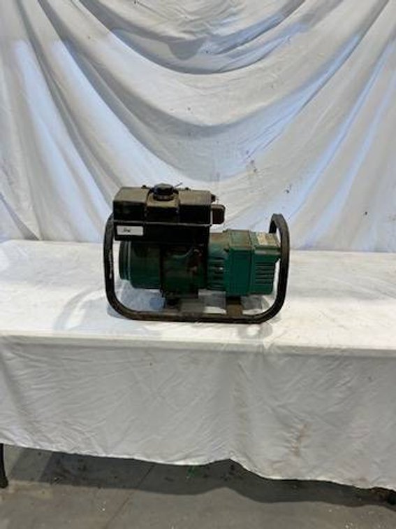 Powermate Maxa Single Phase Generator Equipped with a 5HP Tecumseh Gasoline Engine