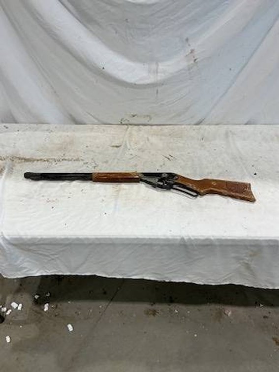 Vintage Daisy Red Ryder Lever-Action BB Gun