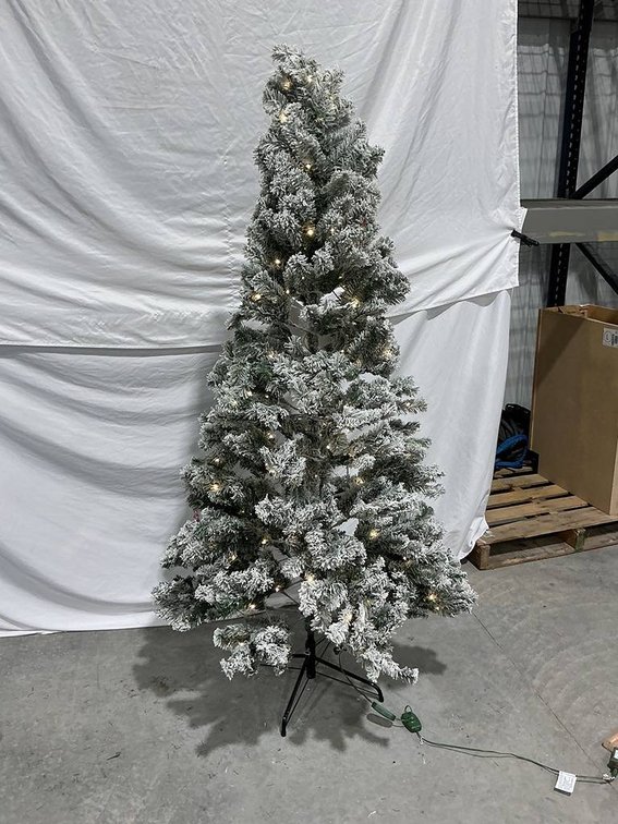 Home Accent Holiday Christmas Tree 6.5ft
