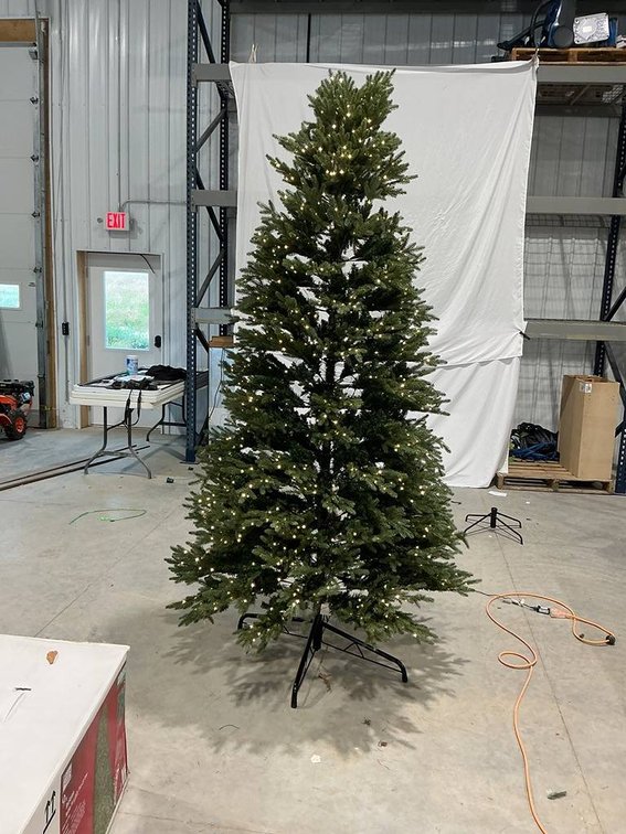Home Accent Holiday Christmas Tree 9 ft