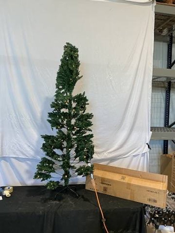 Veikous 6.5 ft Christmas tree