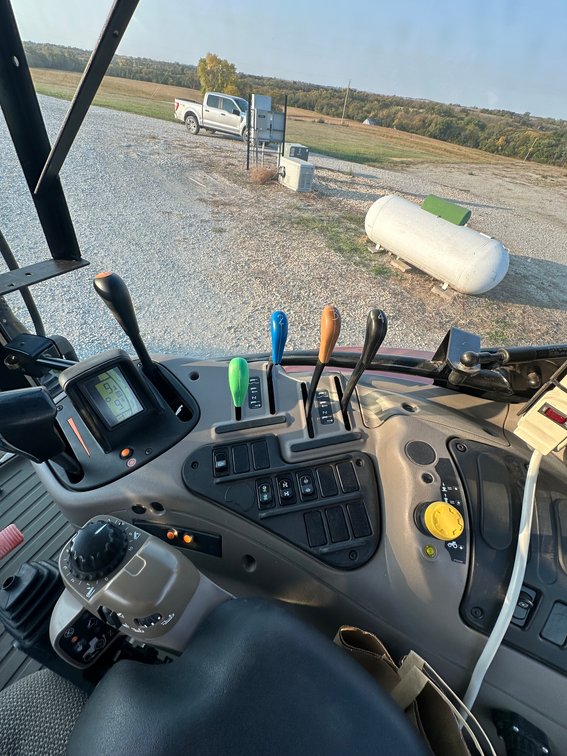 Image for 2016 Case IH Maxxum 125 Tractor Auction