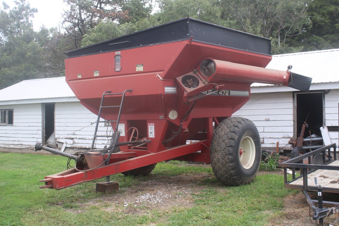 Brent 472 Grain Cart