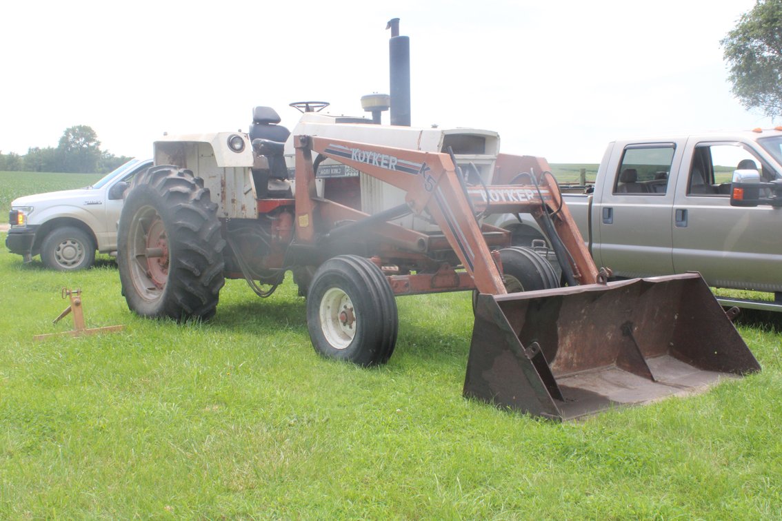 Image for Tom & Sandy Rhian Online Estate Auction