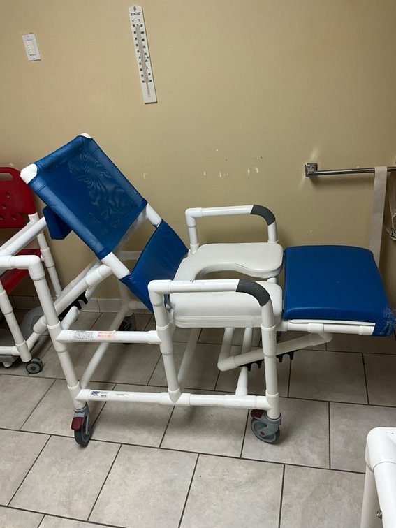 Rolling shower chairs