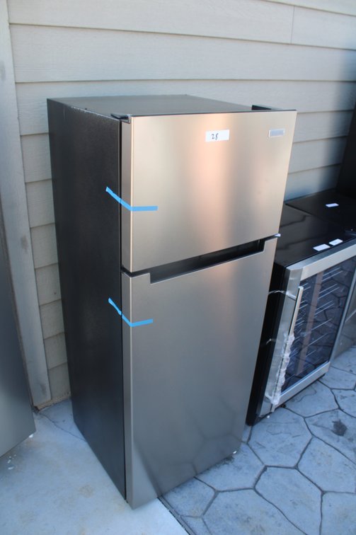 Vissani Refrigerator/Freezer Combo 7.2 cu ft.