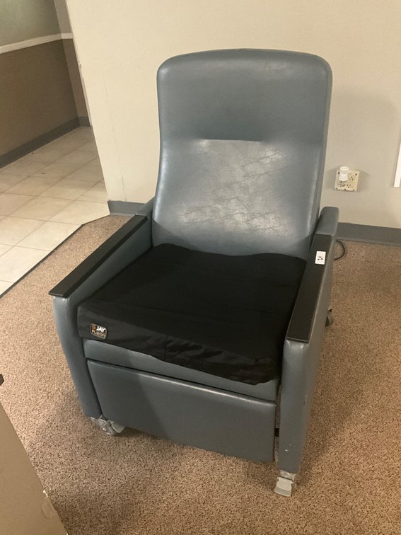 Rolling Recliner