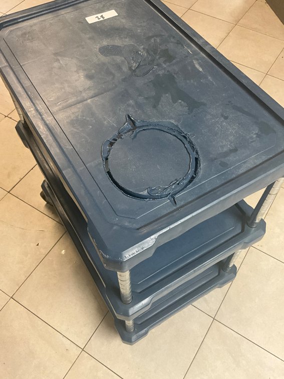 Rolling cart