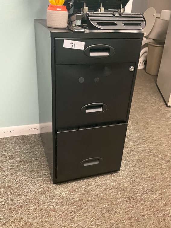 File cabinet 