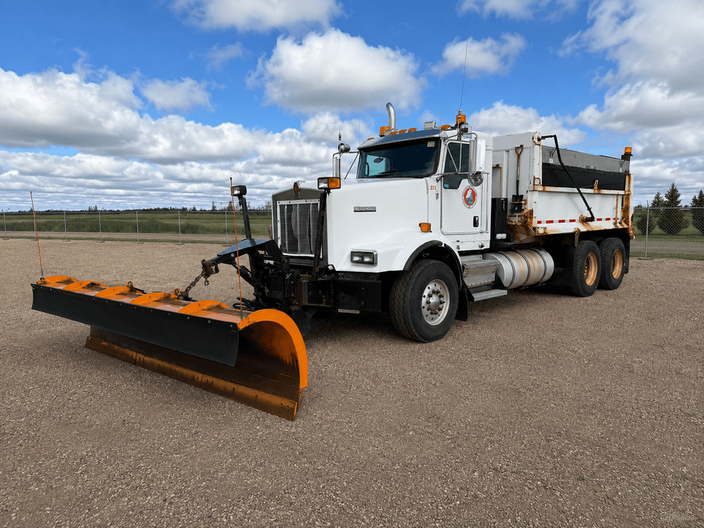 2013 Kenworth T800 T/A Plow Truck w/ 12' Monroe Snow Blade
