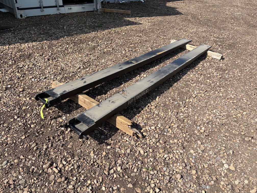 Unused 2026 10' Pallet Fork Extensions