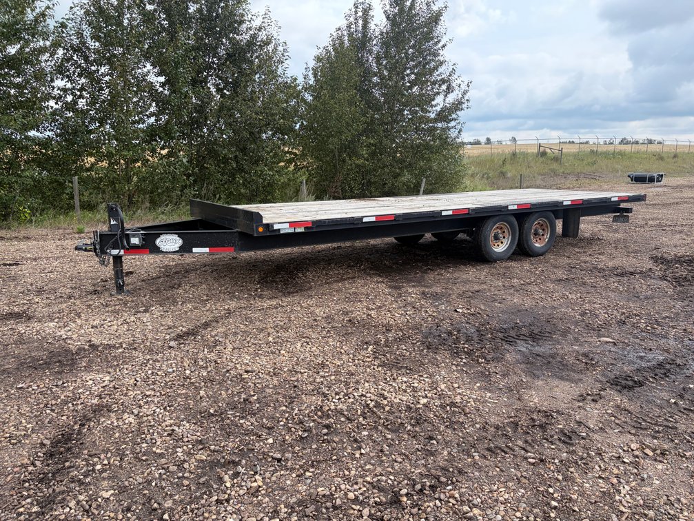 2015 Fox 24' T/A Equipment Trailer