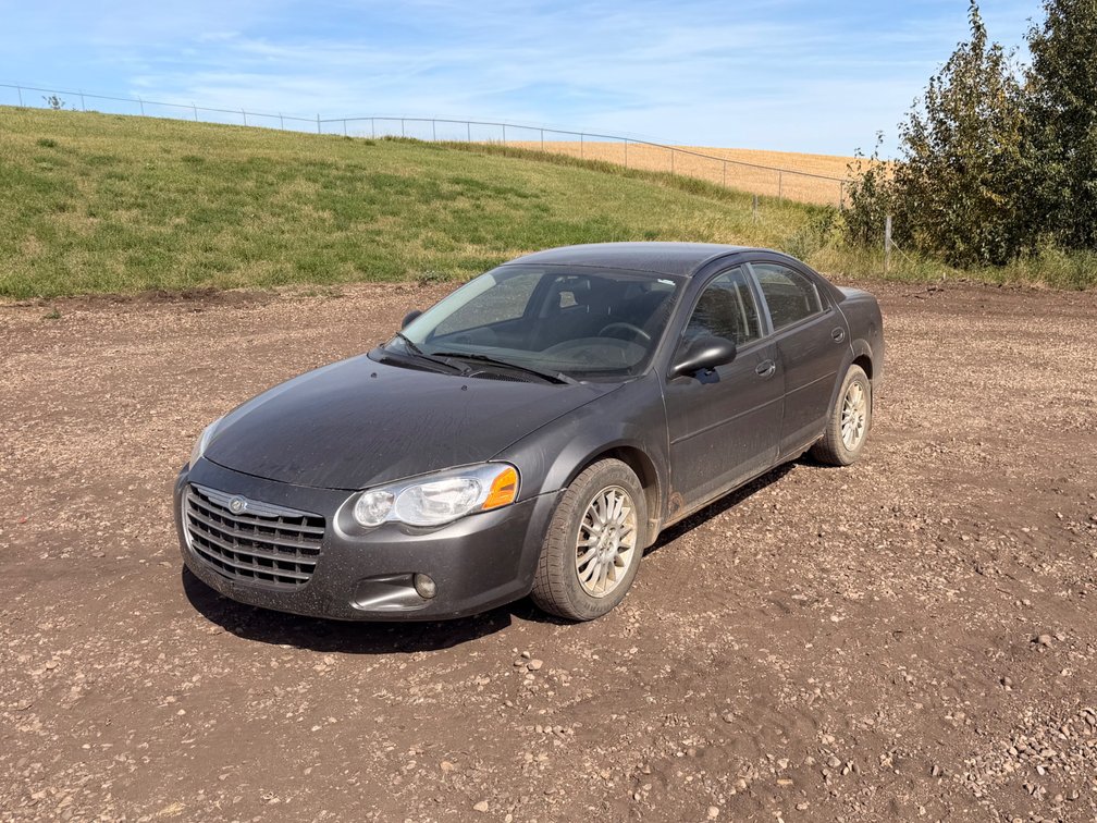 2005 Chrysler Sebring FWD Sedan Car