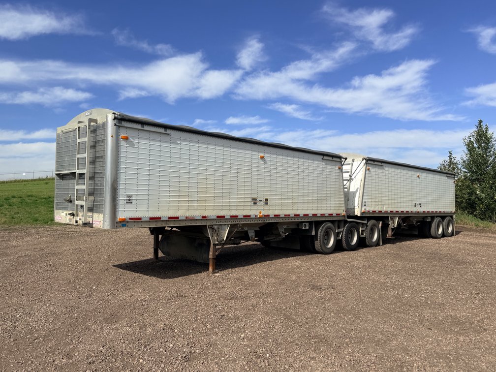 2012 Wilson Super B Grain Trailers