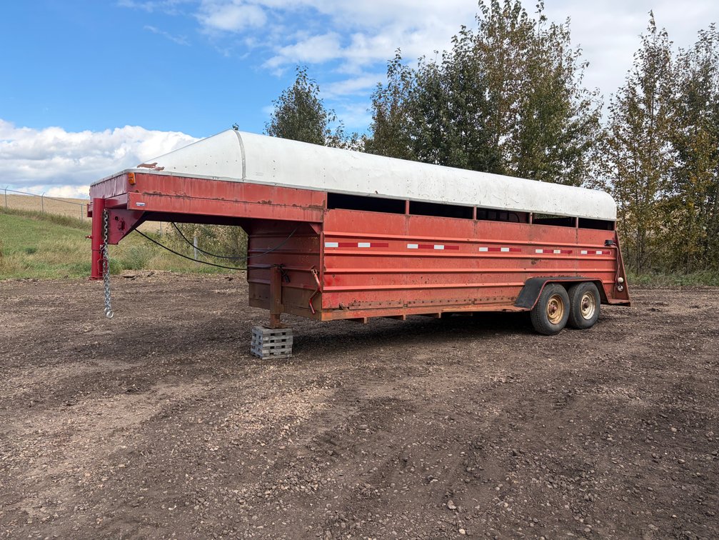 26' T/A Stock Trailer