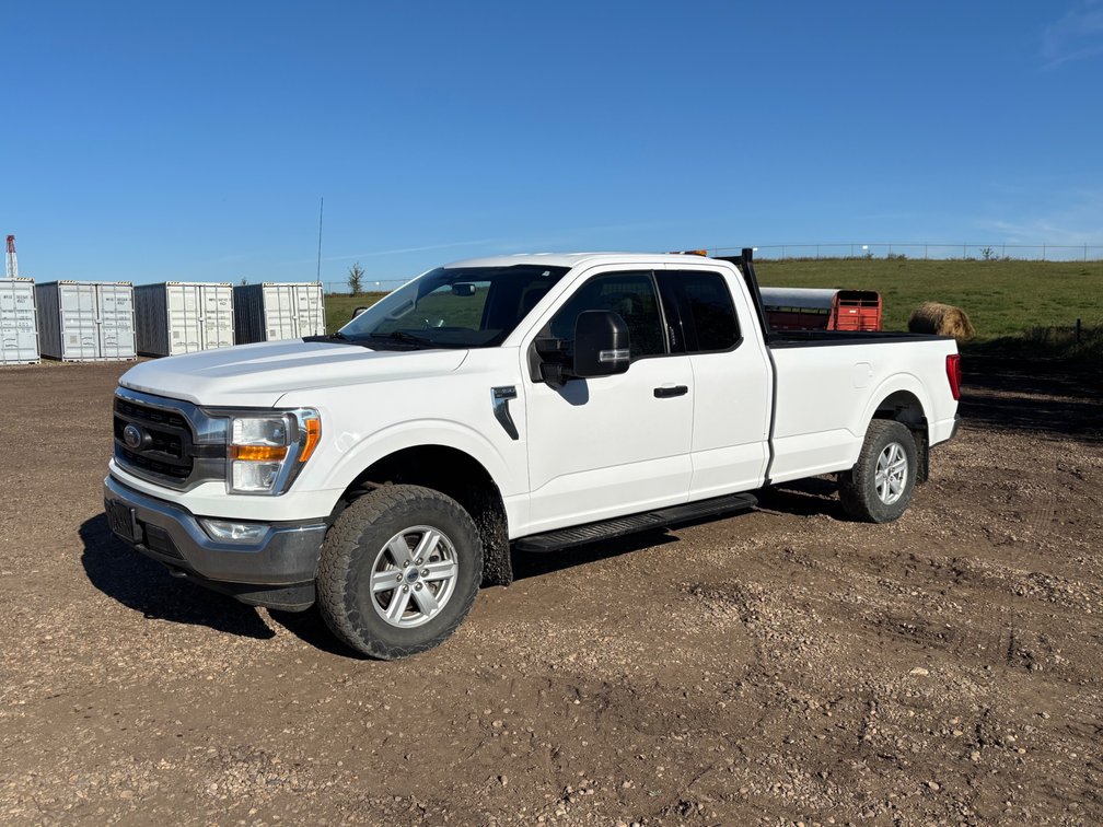 2021 Ford F-150 XLT 4x4 Extended Cab Pick-up Truck