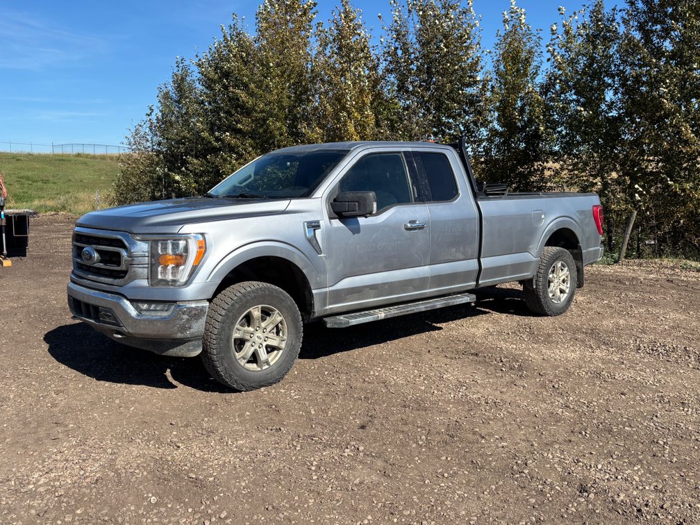 2021 Ford F-150 XLT 4x4 Extended Cab Pick-up Truck