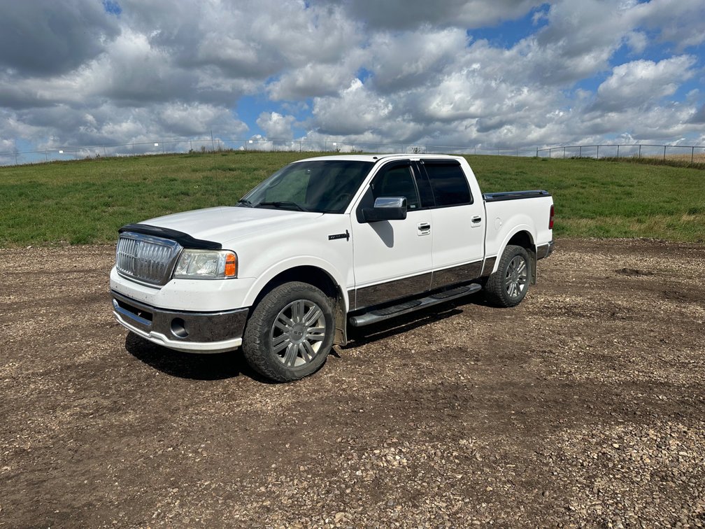 2007 Lincoln Mark LT 4x4 Crew Cab Pick-up Truck