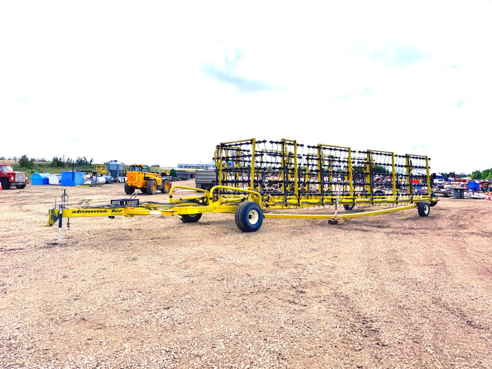 2014 Degelman SM7000 82' Harrows