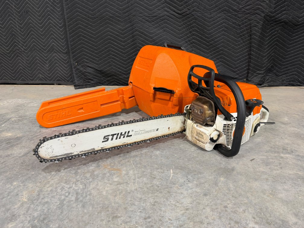 STIHL MS362 Gas Powered 17'' Chainsaw