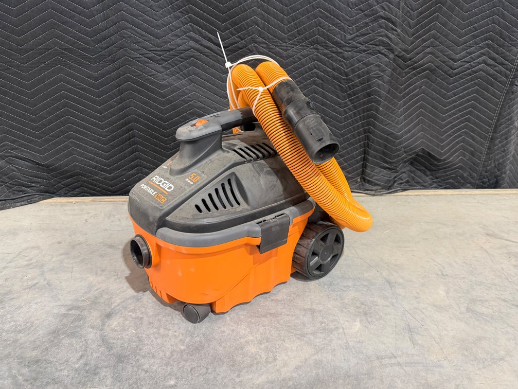 Ridgid Portable 4Gal Wet/dry Vacuum
