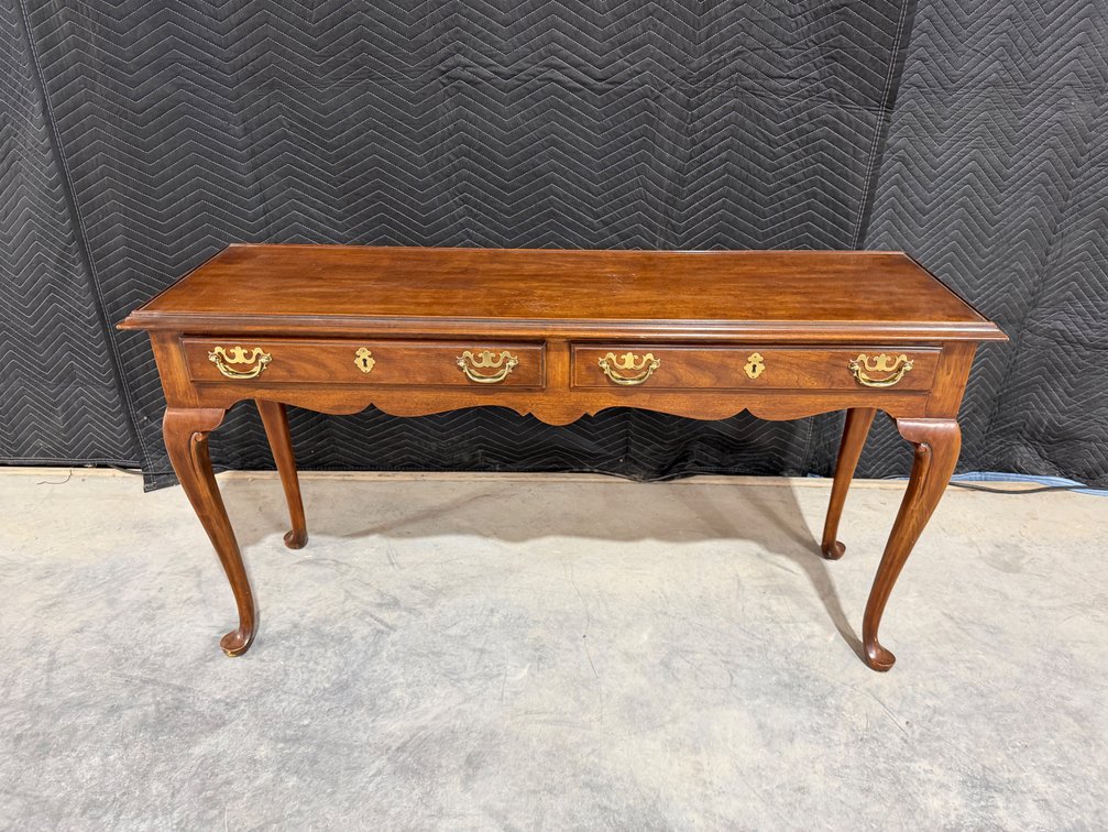 Vintage Drexel Cherry Queen Anne-style Sofa Table