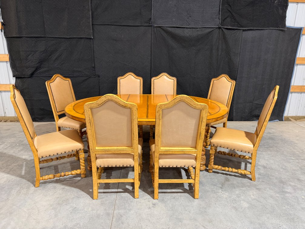 Villa Santina Barley Twist Dining Room Set (Table and 8 Chairs)