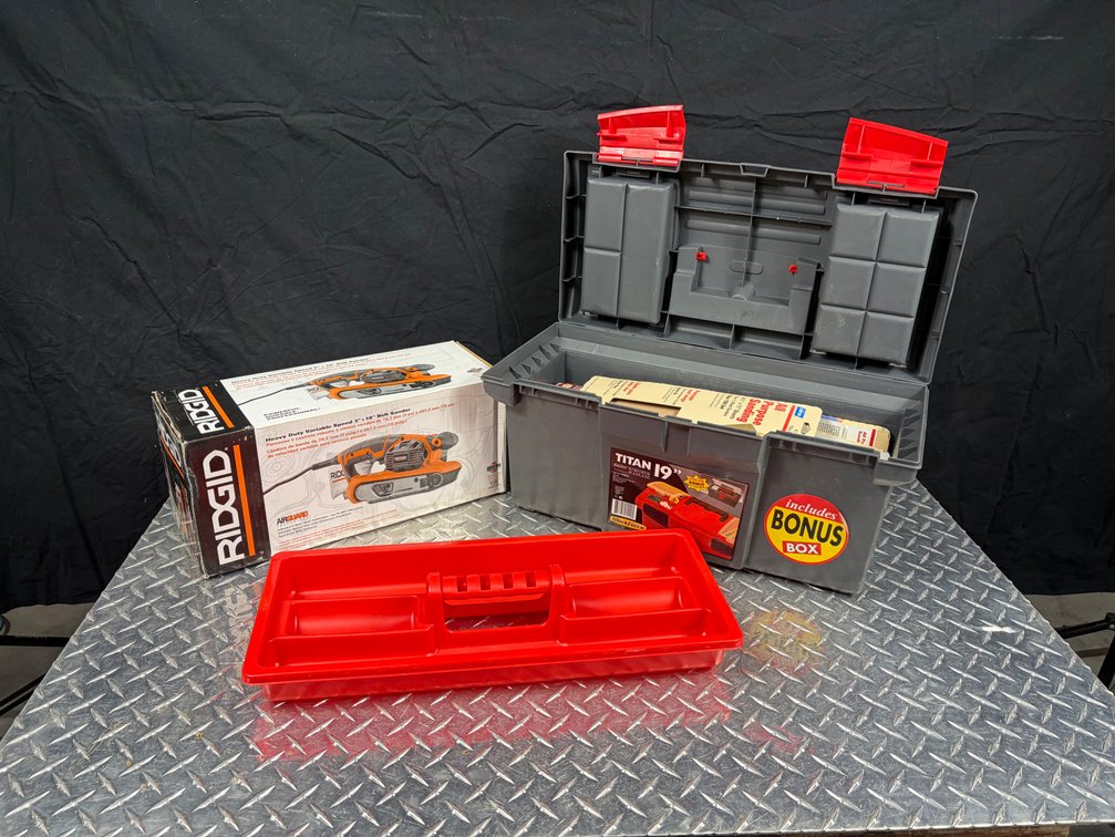 Ridgid R2740 HD Variable Speed 3''X18'' Electric Belt Sander