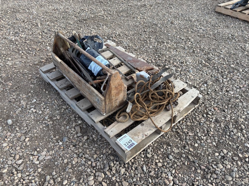 Qty of Vintage Saws