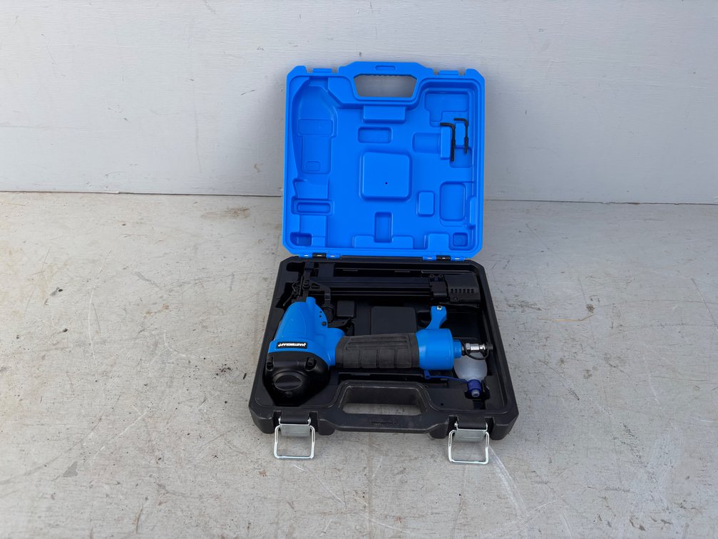 (6) Trailer Wheel Centre Caps