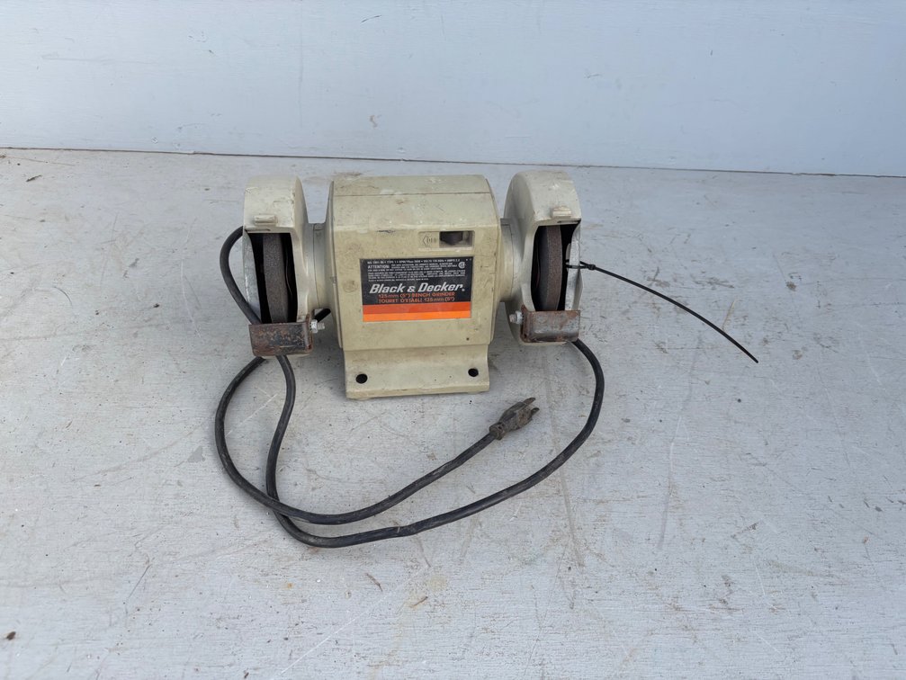 Black & Decker 5" Bench Grinder