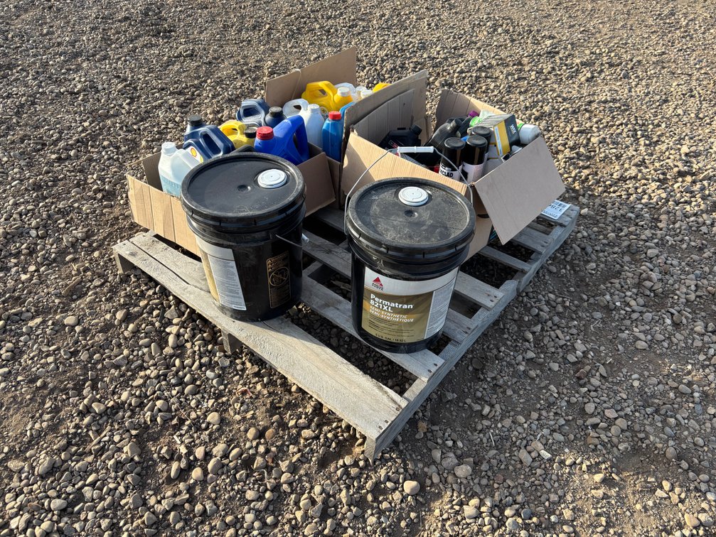 (2) Tubs of Transmission/ Hydraulic Oil