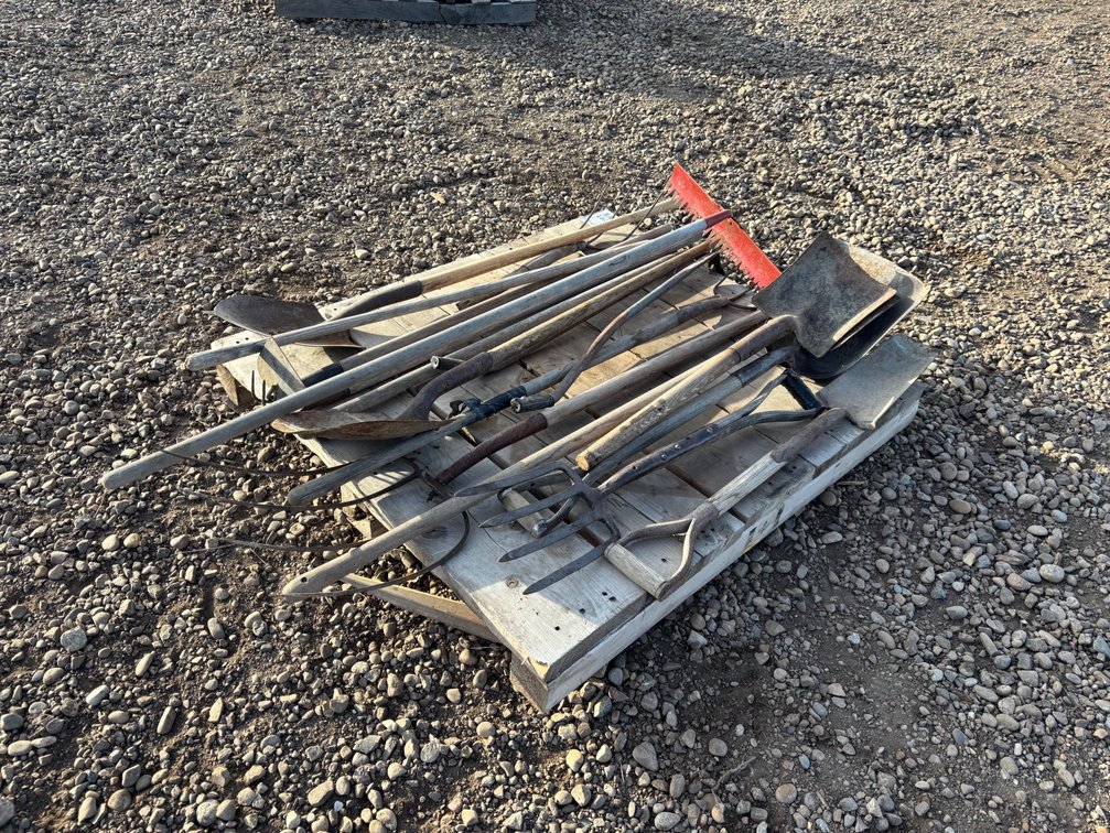 Qty of Assorted Vintage Garden Tools